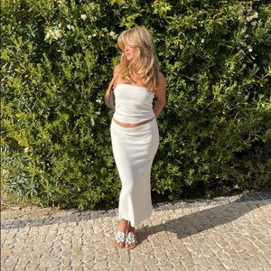 Djerf Avenue Midi Tube Skirt Sugar